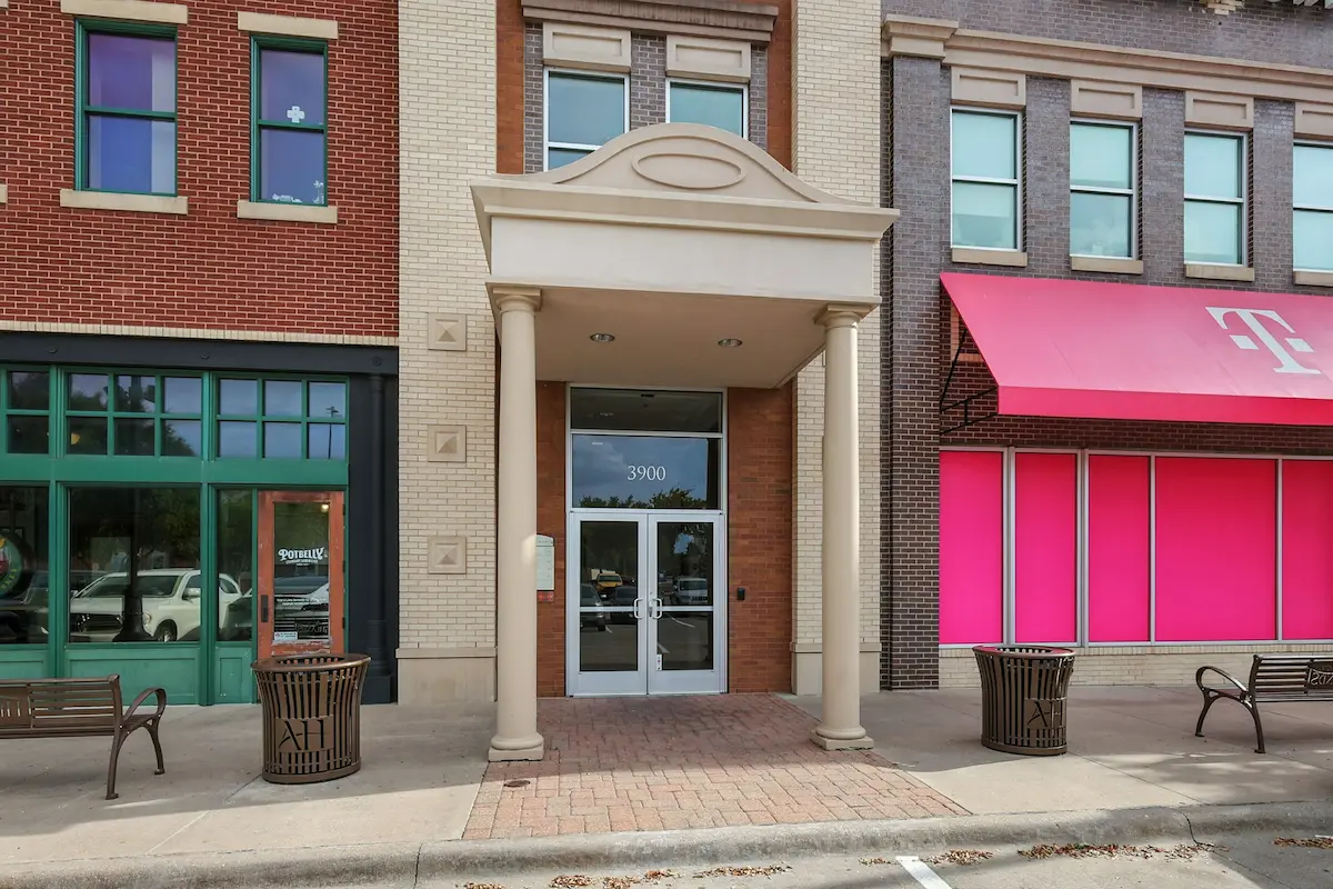 01-BreakThrough-Arlington-1